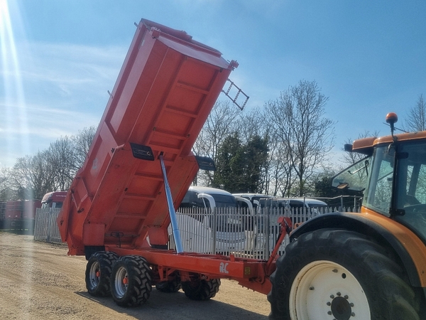 Chris Atkin & Son Ltd - Larrington Harvester 16